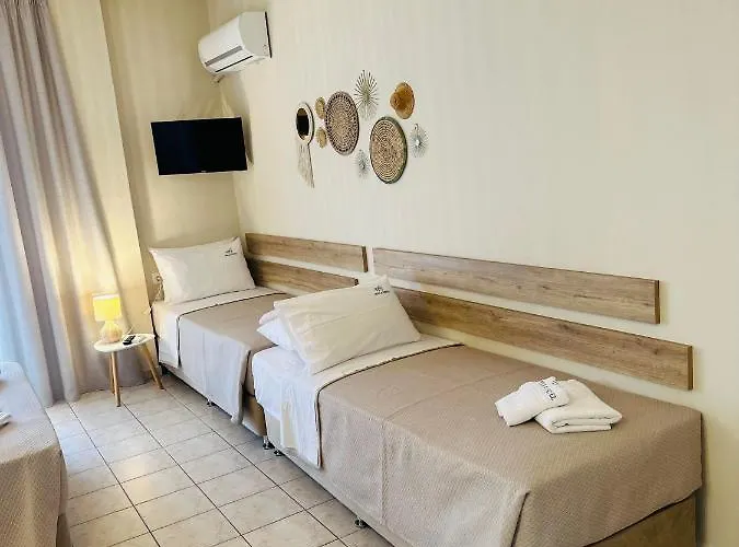 Pella - New 2* Néos Marmarás