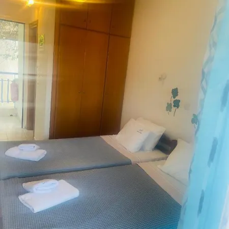 Pella - New Otel